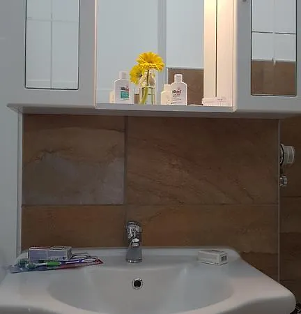 Messe Apartment *